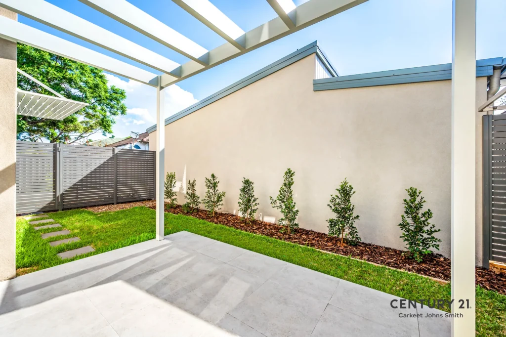 Backyard Margaret home design, custom new home build by Walkom Constructions